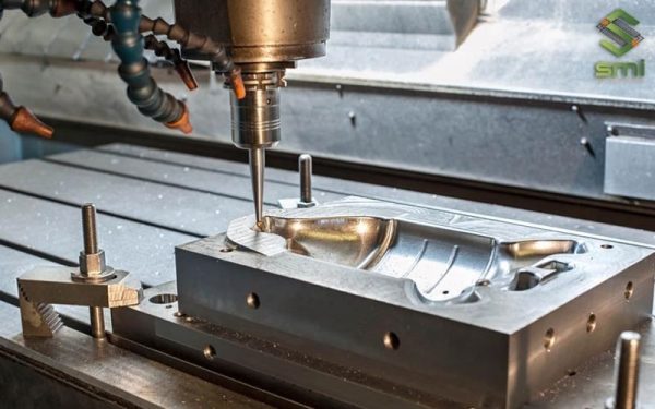 CAM (Computer-Aided Manufacturing): Gia công khuôn mẫu chính xác và tốc độ