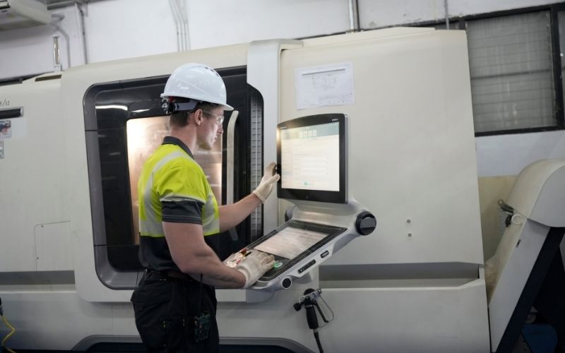 Causes of errors in CNC machining processes
