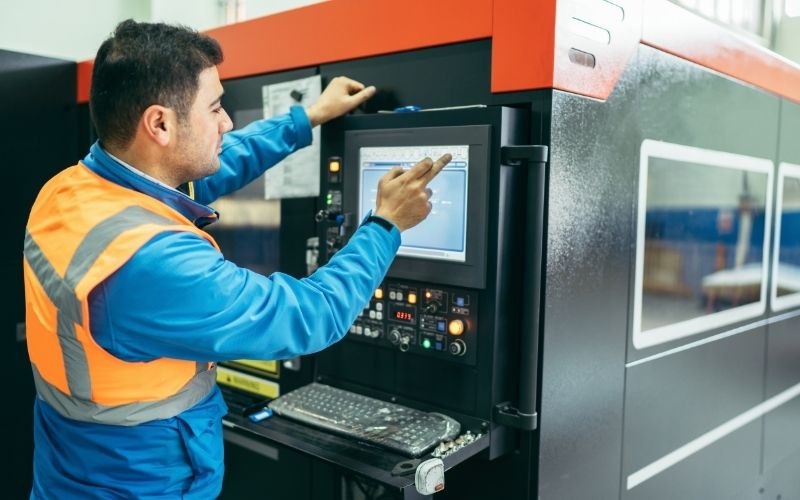 Giải pháp mạnh cho máy multi-turret, mill-turn và Swiss-type